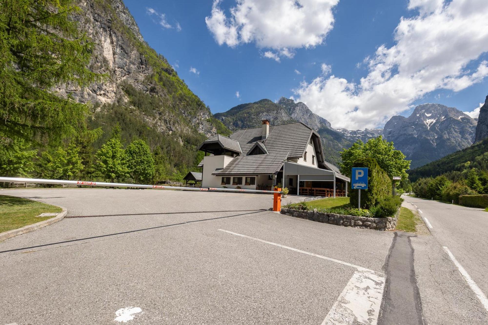 Metoja Appartement Soča Buitenkant foto