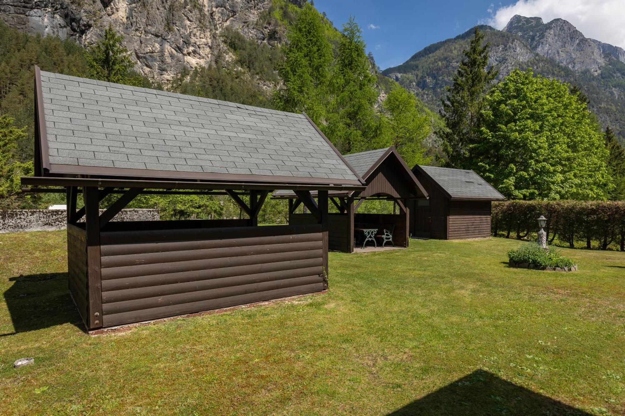 Metoja Appartement Soča Buitenkant foto