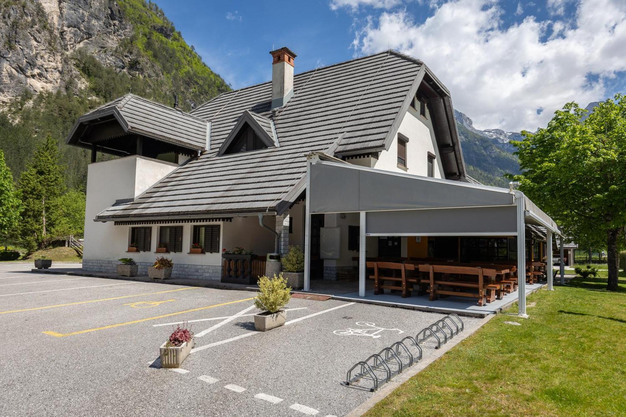 Metoja Appartement Soča Buitenkant foto