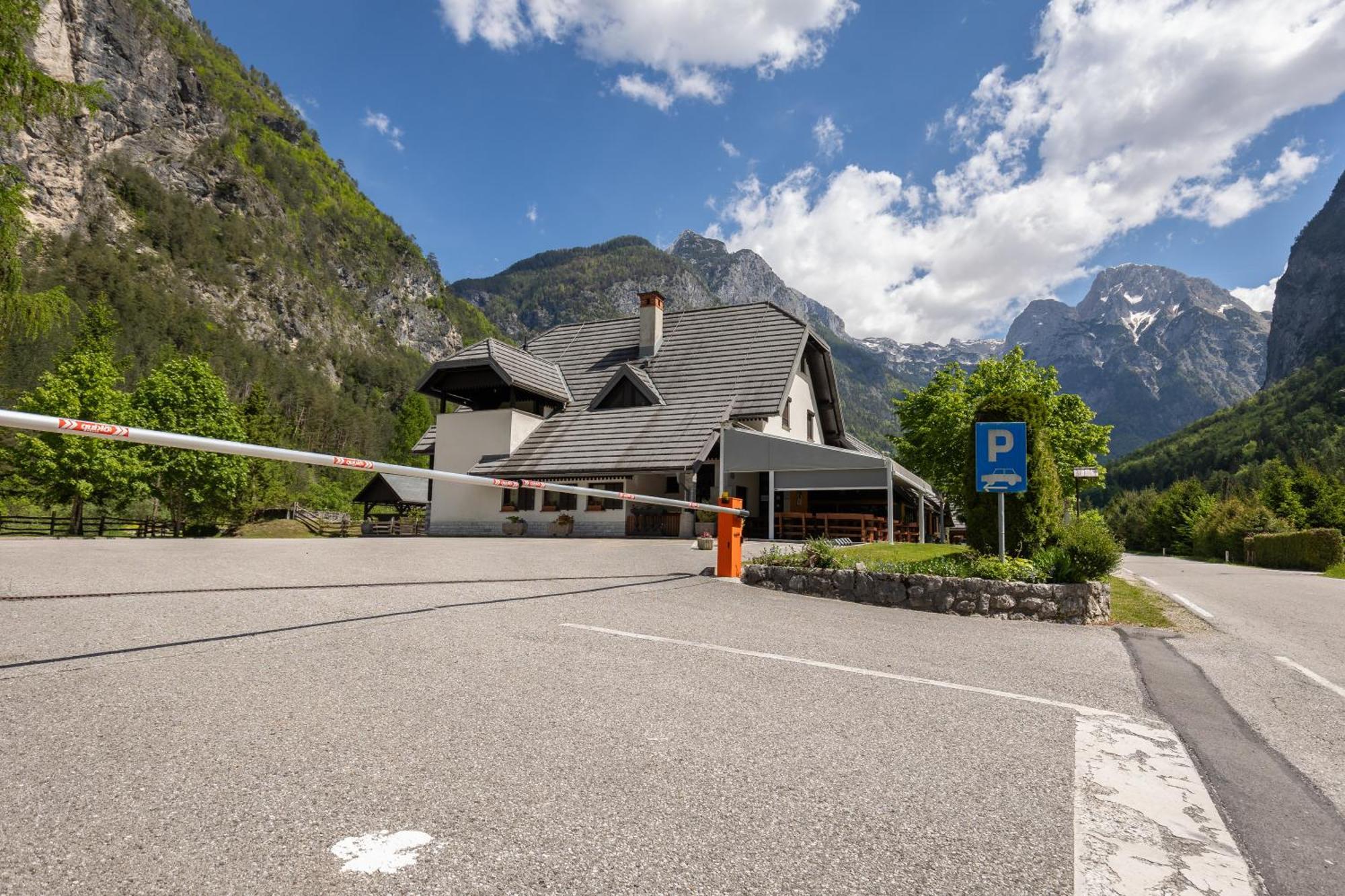 Metoja Appartement Soča Buitenkant foto